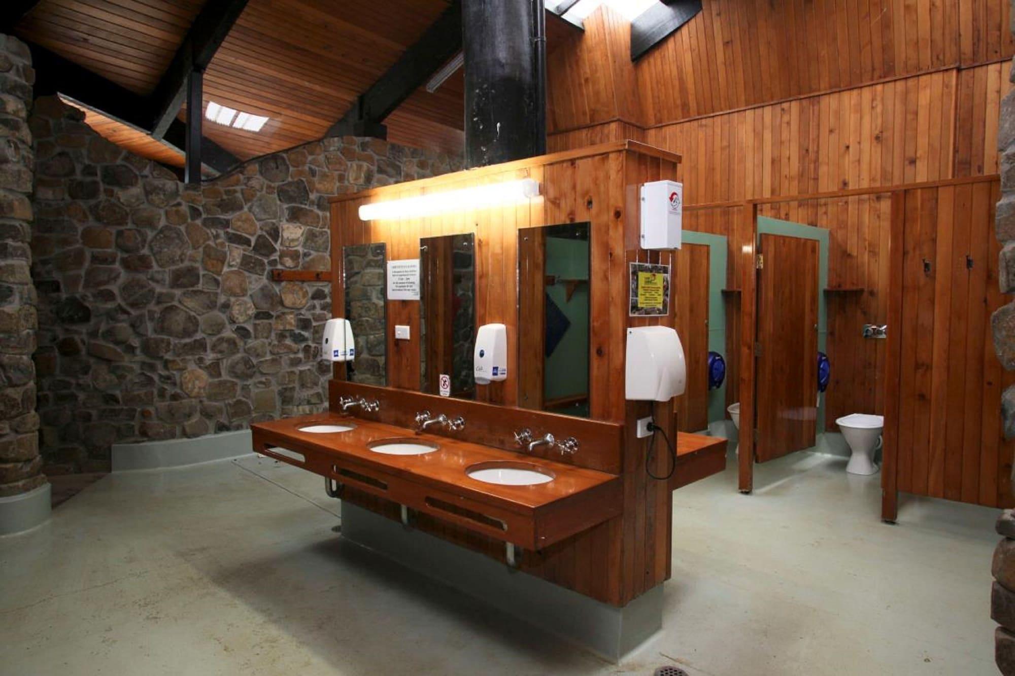 Discovery Parks - Lodge Cradle Mountain